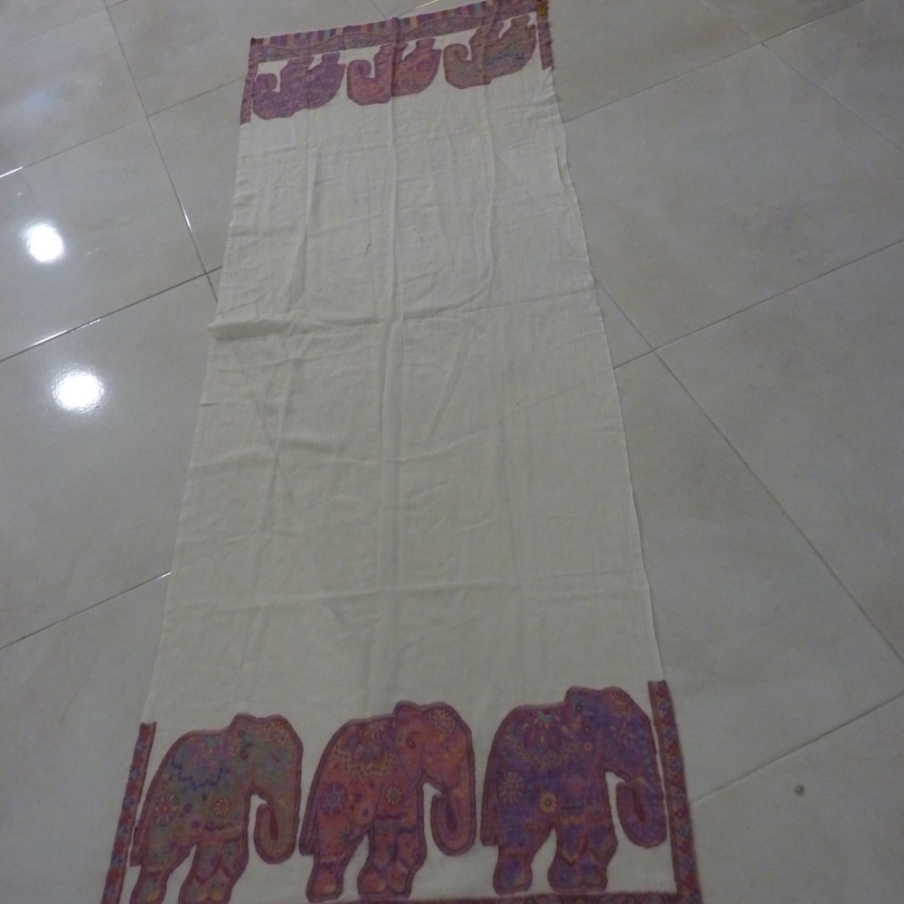 CRAFT HOUSE Womens Kashmiri Indian Fine Wool ELEPHANT  BORDER Shawl Wrap  Scarf